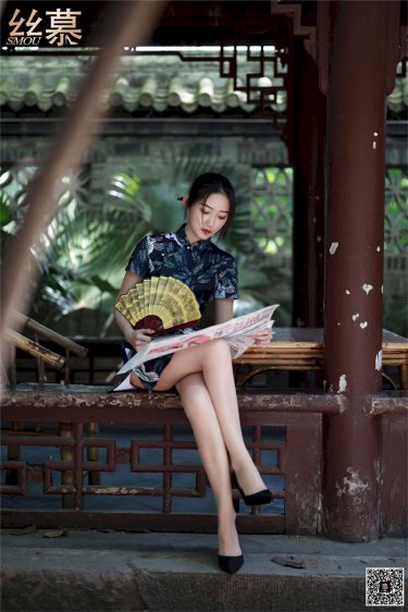 动漫美女脱个精光图片