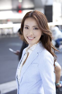 亚洲欧美日本中文字不卡